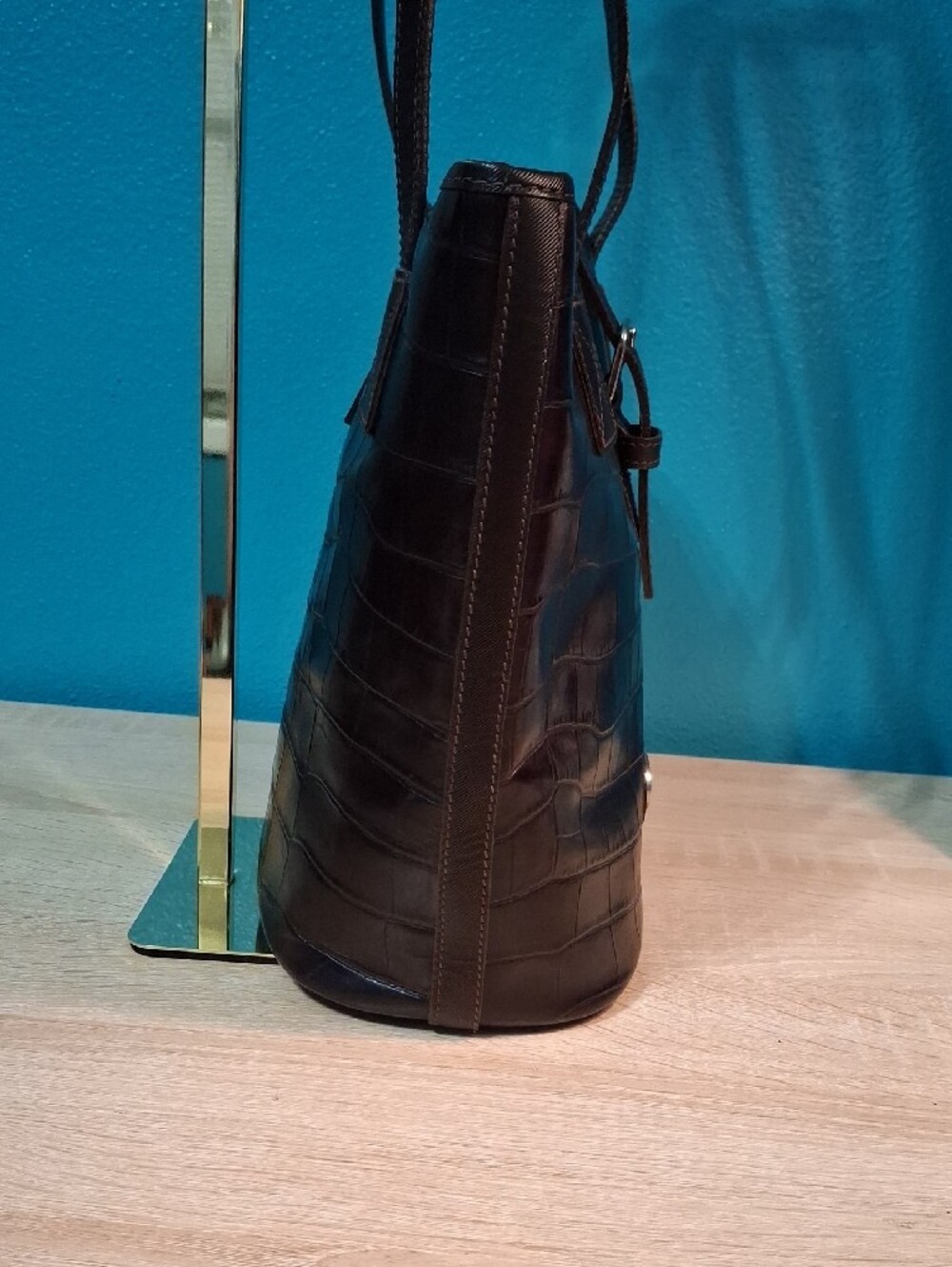 Dooney & Bourke North/South Dark Espressp Croc-Embossed Leather Tote Vintage - Picture 3 of 9
